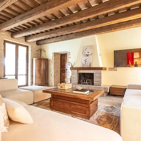 Amazhome - Le 12 Querce Villa Castel di Mezzo